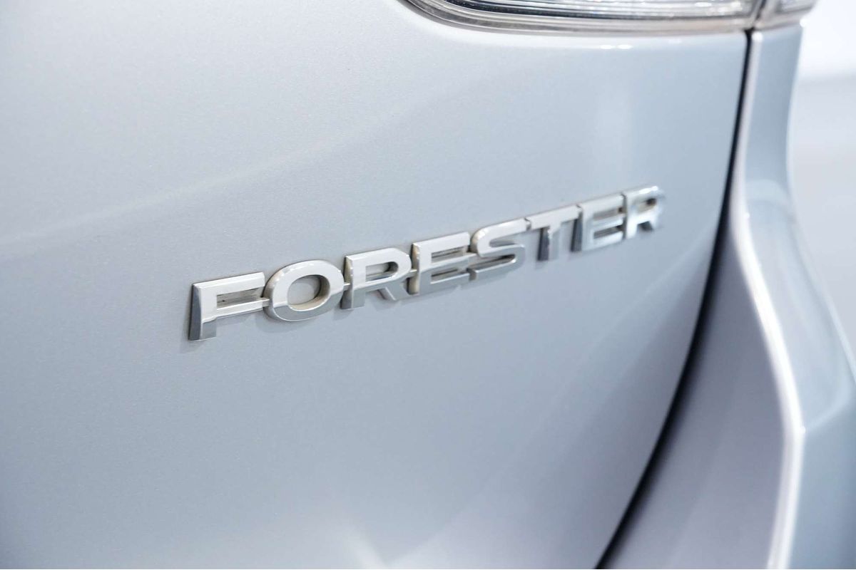 2020 Subaru Forester 2.5i S5