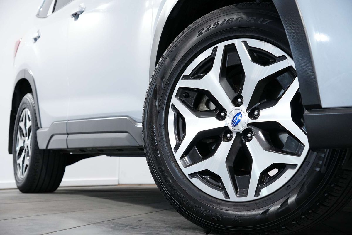 2020 Subaru Forester 2.5i S5