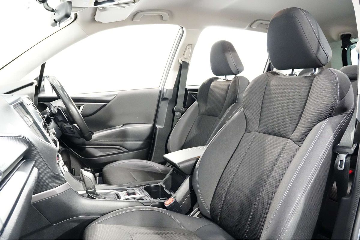 2020 Subaru Forester 2.5i S5