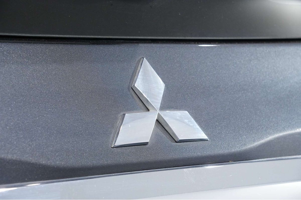 2022 Mitsubishi Pajero Sport GLX QF