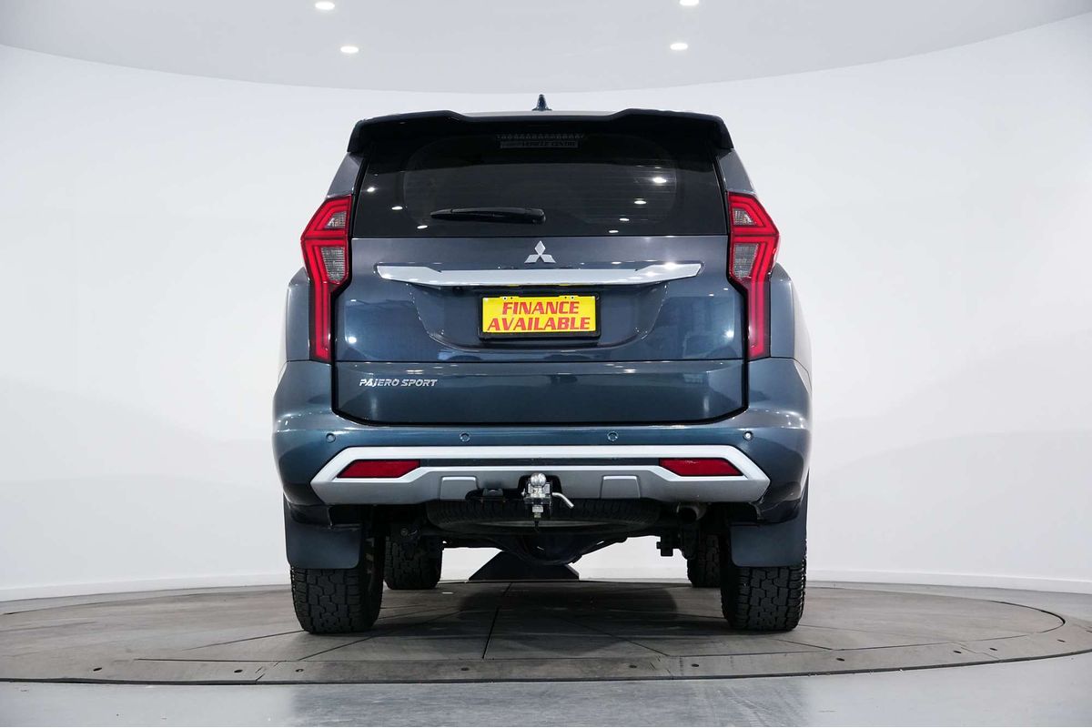 2022 Mitsubishi Pajero Sport GLX QF