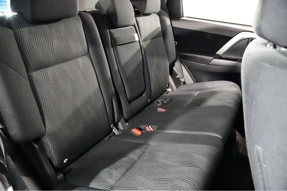 2022 Mitsubishi Pajero Sport GLX QF