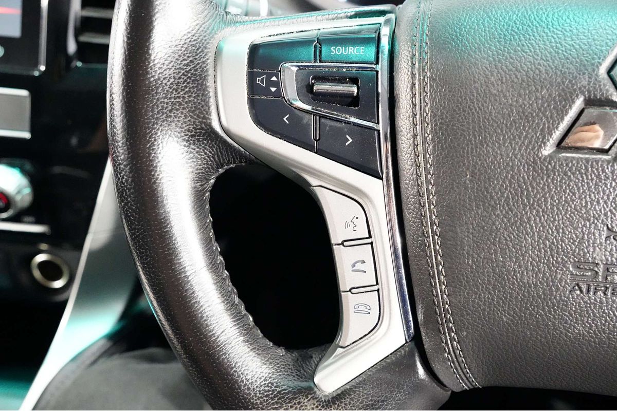 2022 Mitsubishi Pajero Sport GLX QF