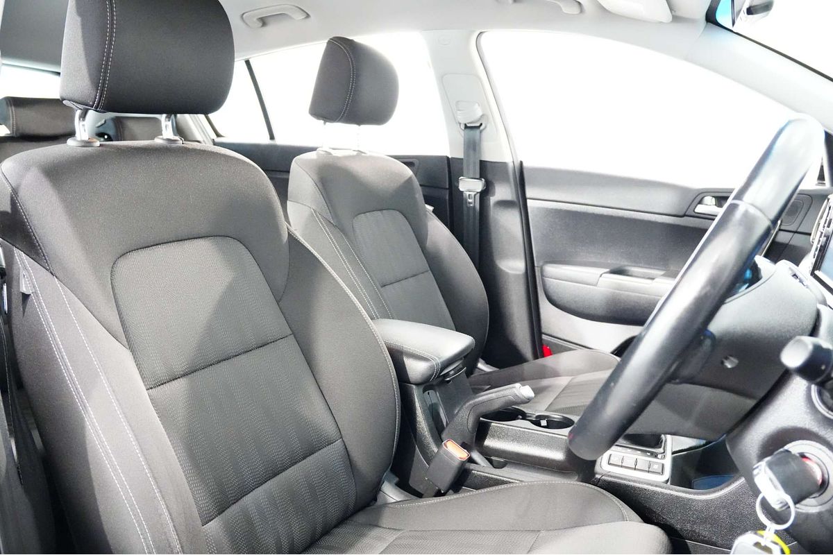 2020 Kia Sportage S QL