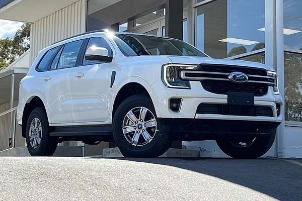 2024 Ford Everest Ambiente 2.0L