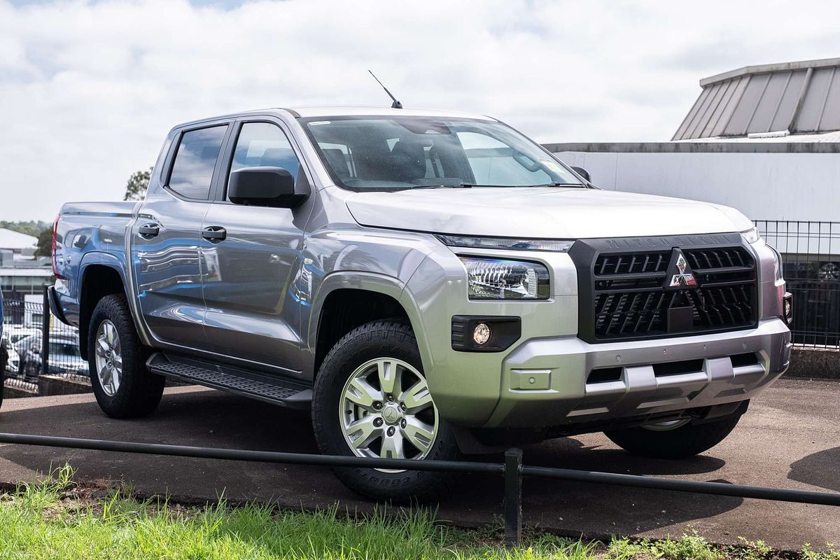 2025 Mitsubishi Triton GLX+ MV 4X4