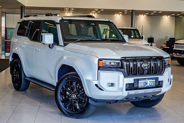 2024 Toyota Landcruiser Prado