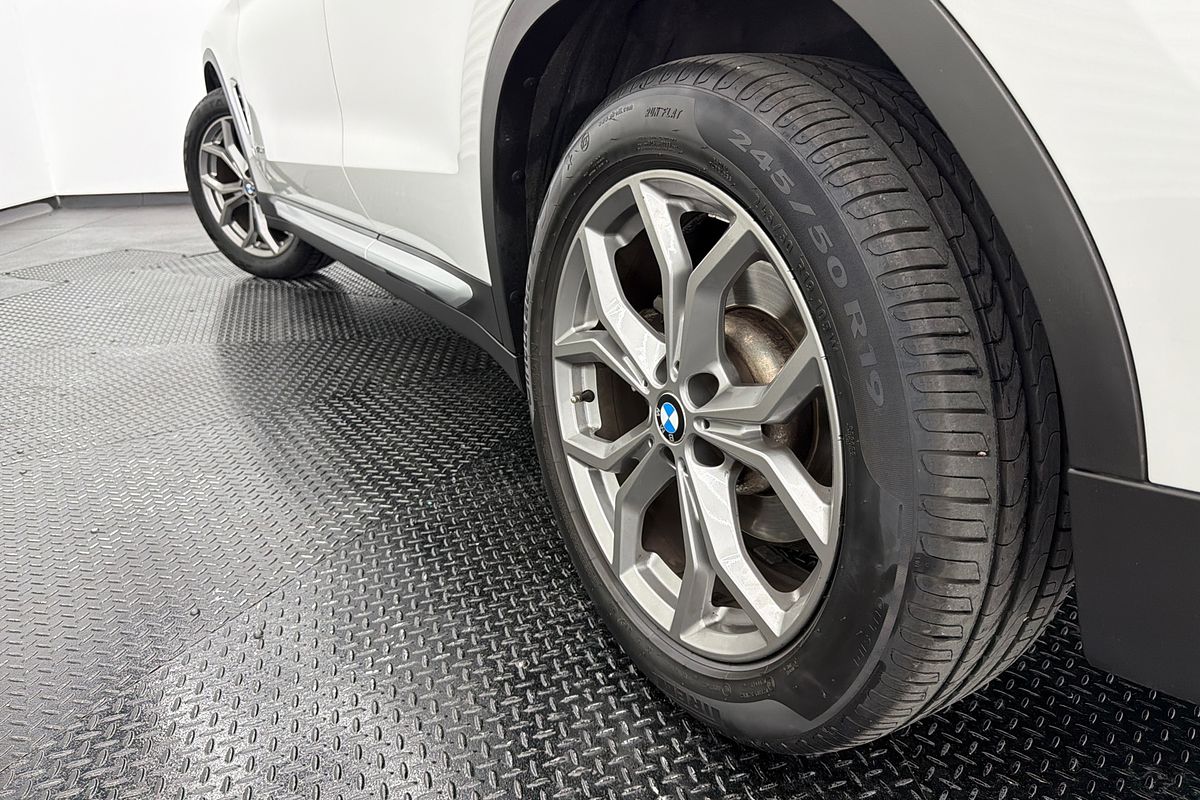 2017 BMW X3 xDrive30i G01