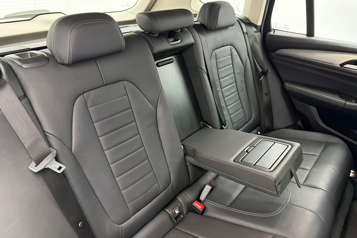 2017 BMW X3 xDrive30i G01