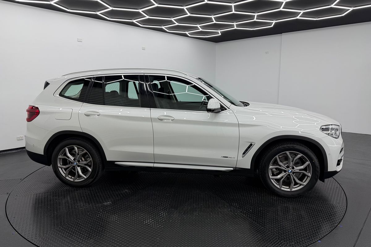2017 BMW X3 xDrive30i G01