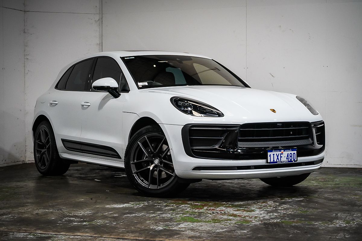 2023 Porsche Macan T 95B
