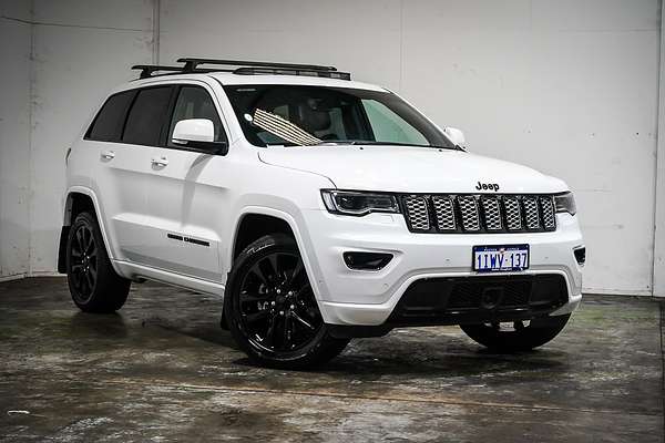 2022 Jeep Grand Cherokee Night Eagle WL