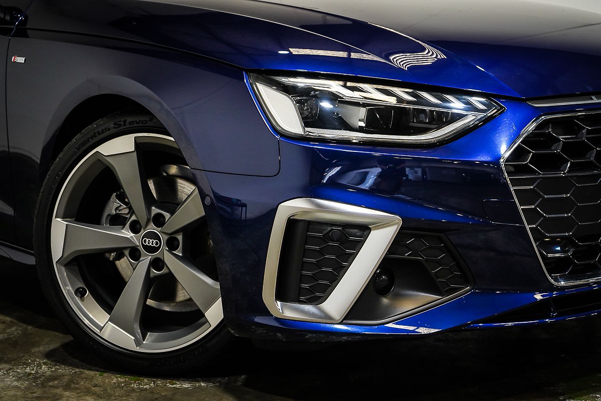 2021 Audi A4 35 TFSI S line B9