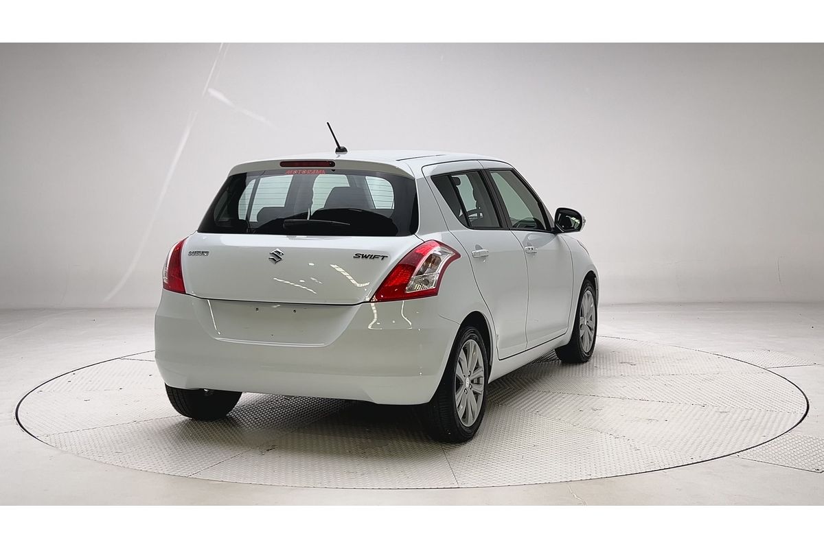 2014 Suzuki Swift GLX Navigator FZ
