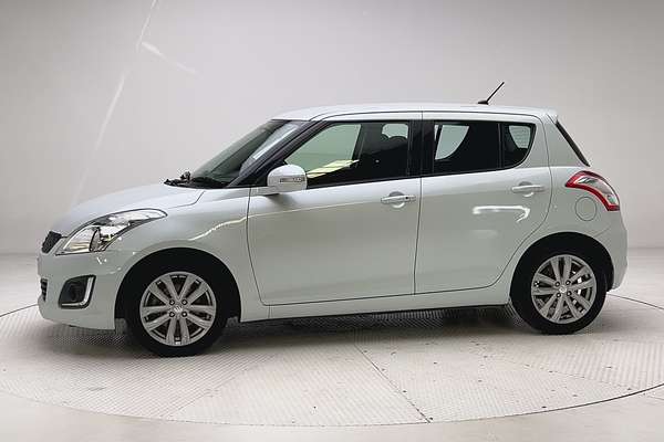 2014 Suzuki Swift GLX Navigator FZ thumb-6