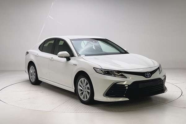 2024 Toyota Camry Ascent AXVH70R thumb-1