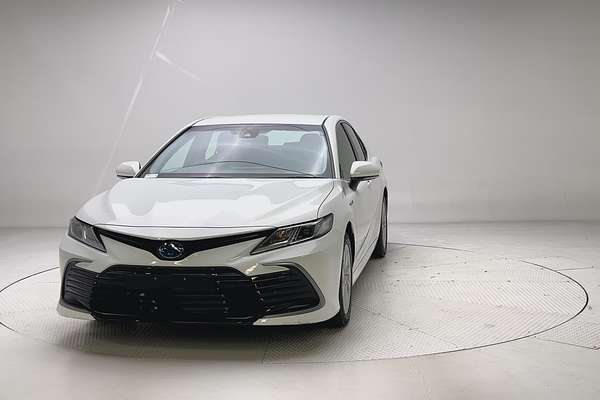 2024 Toyota Camry Ascent AXVH70R thumb-2