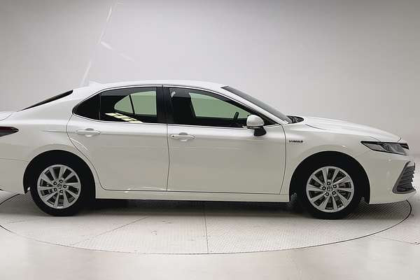 2024 Toyota Camry Ascent AXVH70R thumb-8