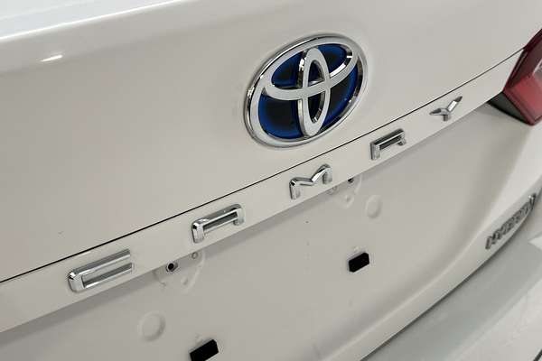 2024 Toyota Camry Ascent AXVH70R thumb-21