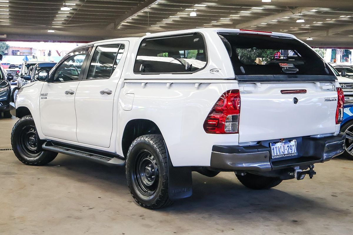 2015 Toyota Hilux SR GUN126R 4X4