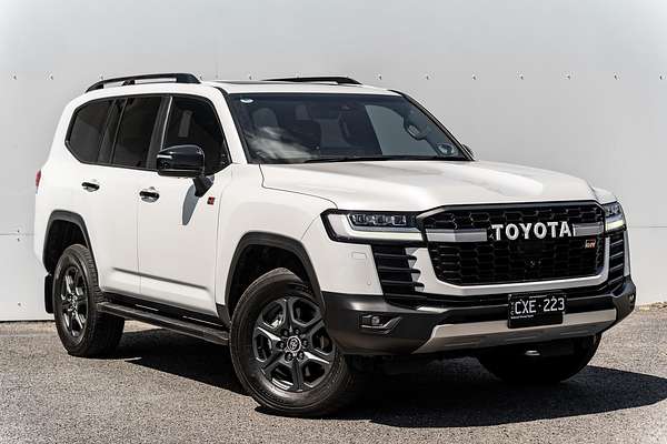 2024 Toyota Landcruiser GR Sport FJA300R