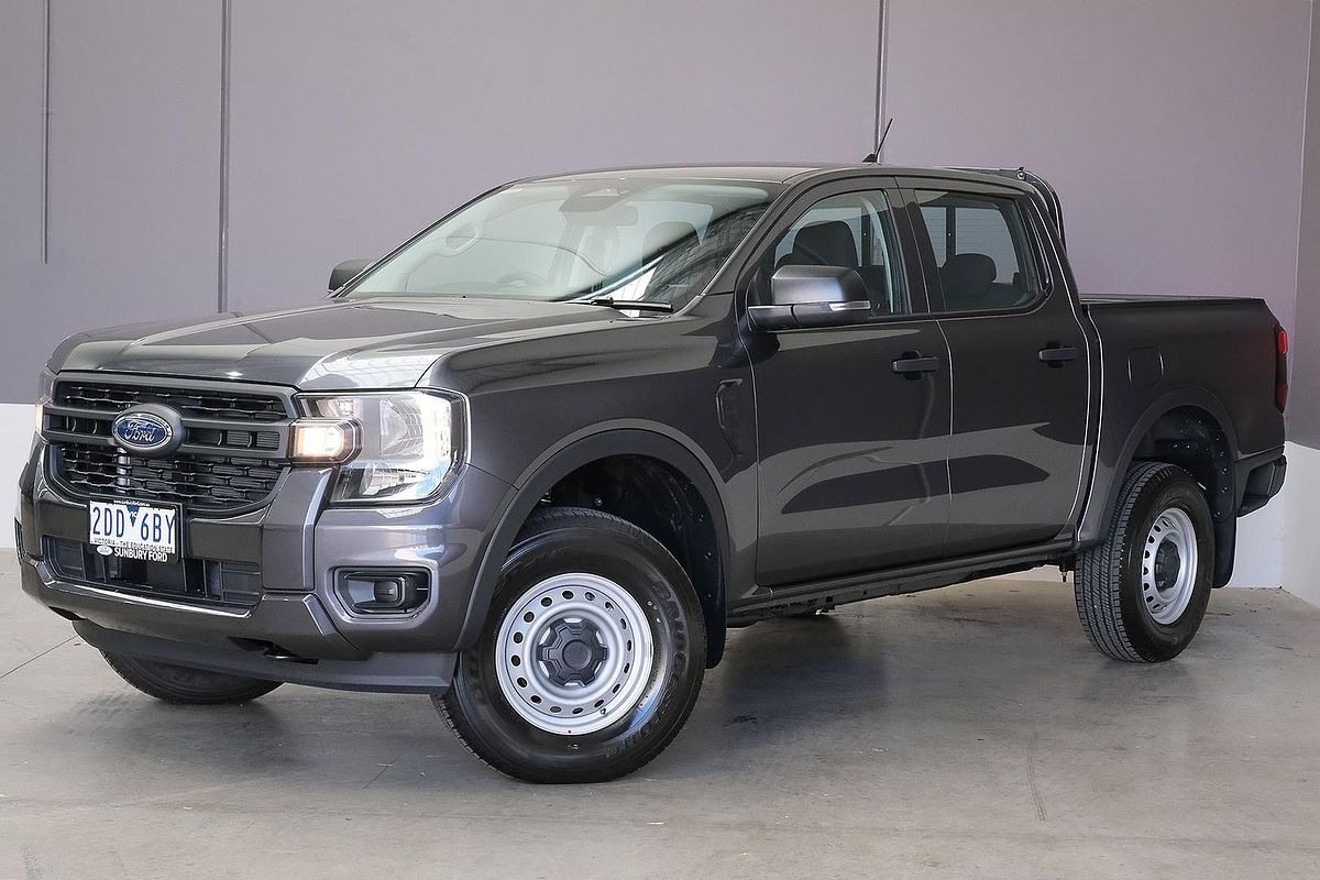 2025 Ford Ranger XL 4X4 2.0L