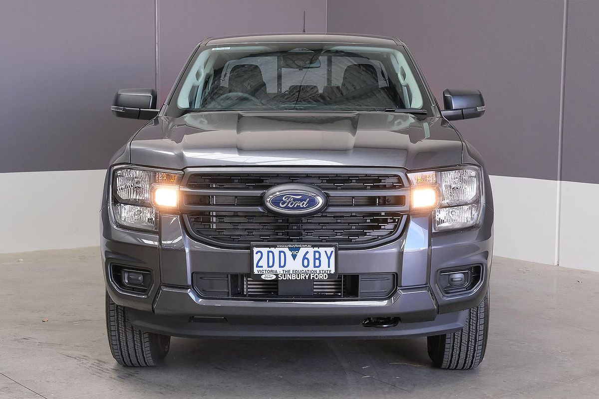 2025 Ford Ranger XL 4X4 2.0L