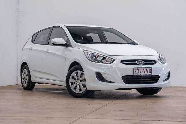 2015 Hyundai Accent Active RB2