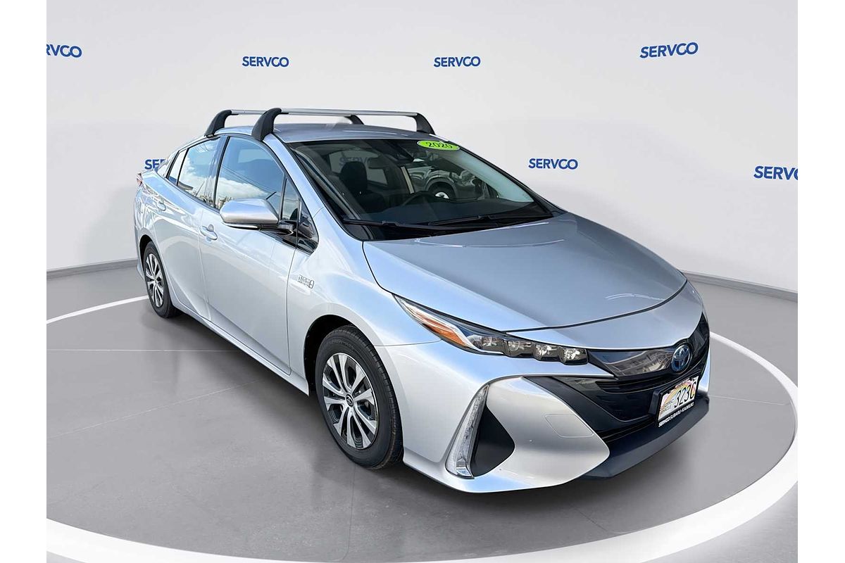 2020 Toyota Prius LE