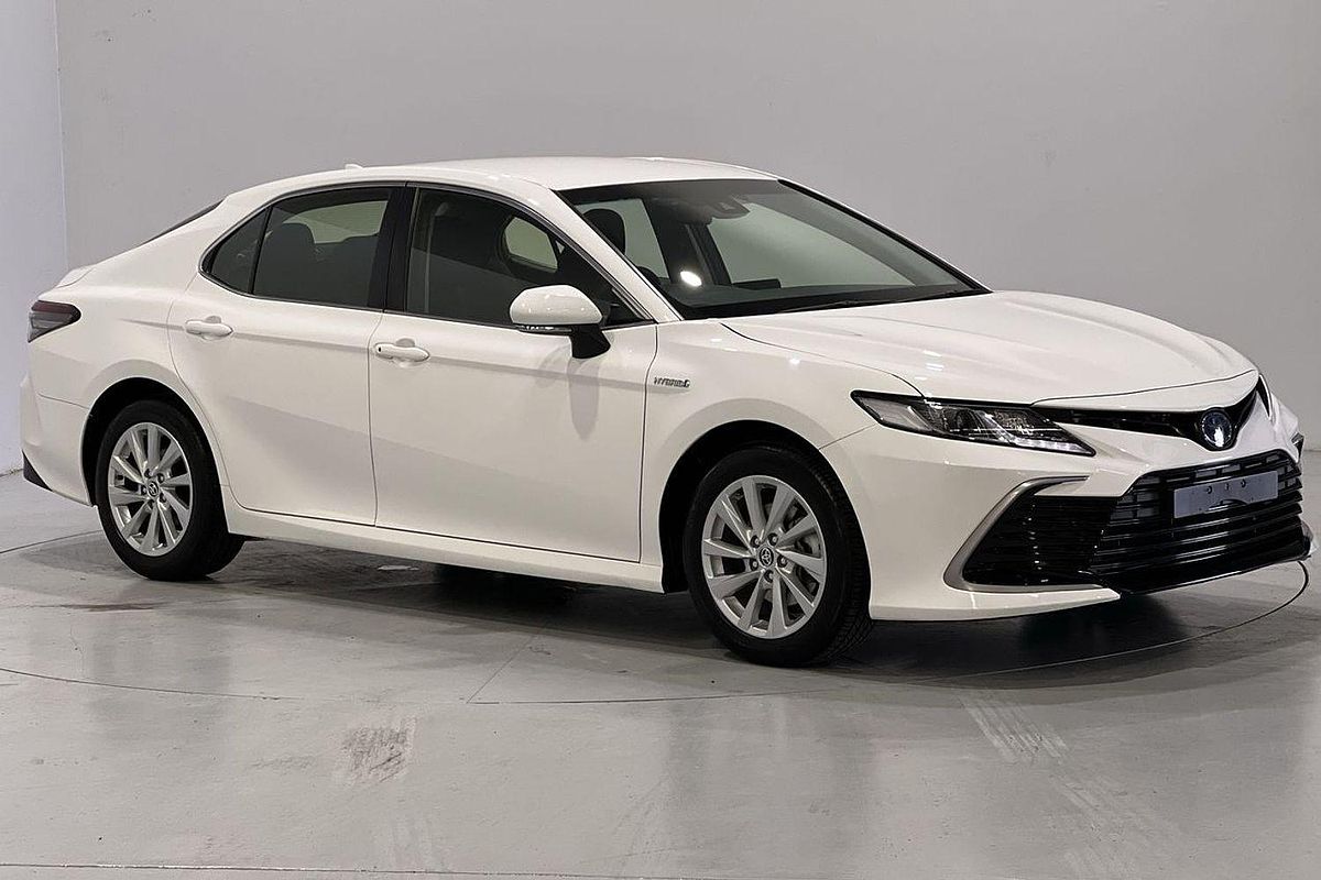 2024 Toyota Camry Ascent AXVH70R