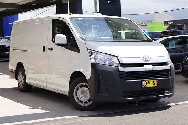 2022 Toyota Hiace GDH300R LWB