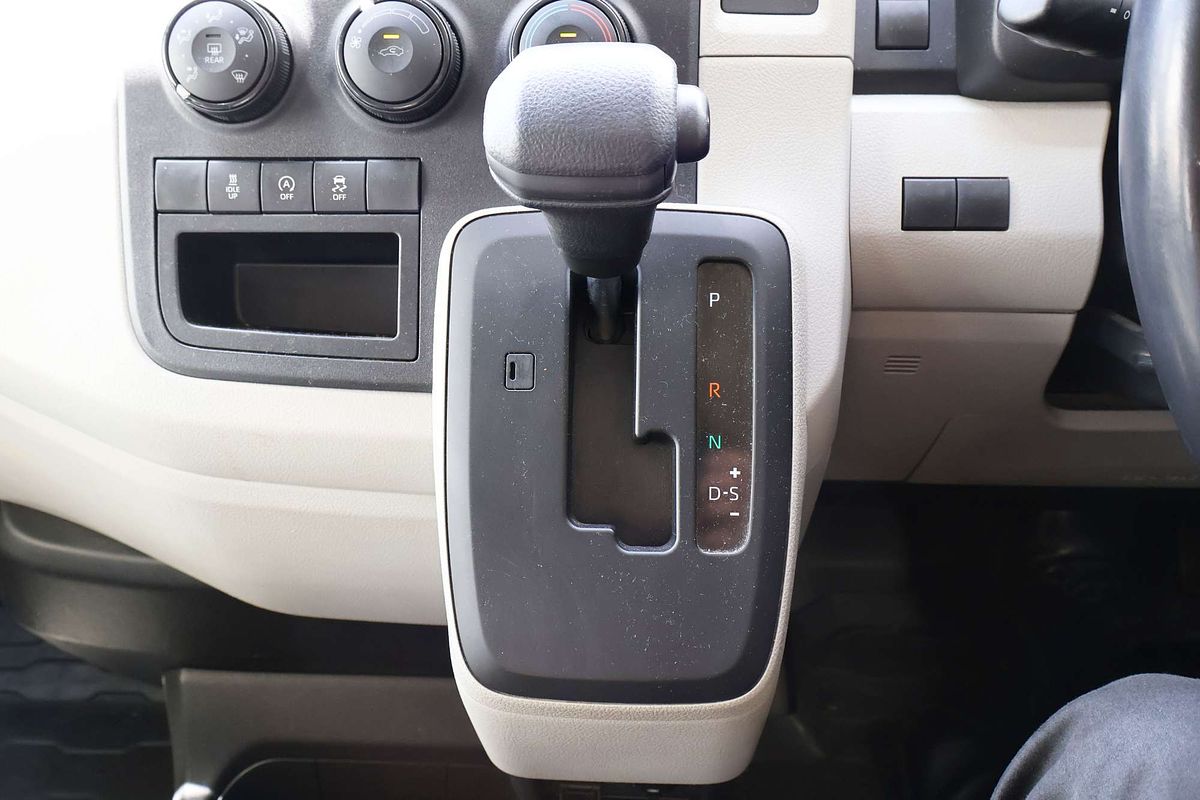 2022 Toyota Hiace GDH300R LWB
