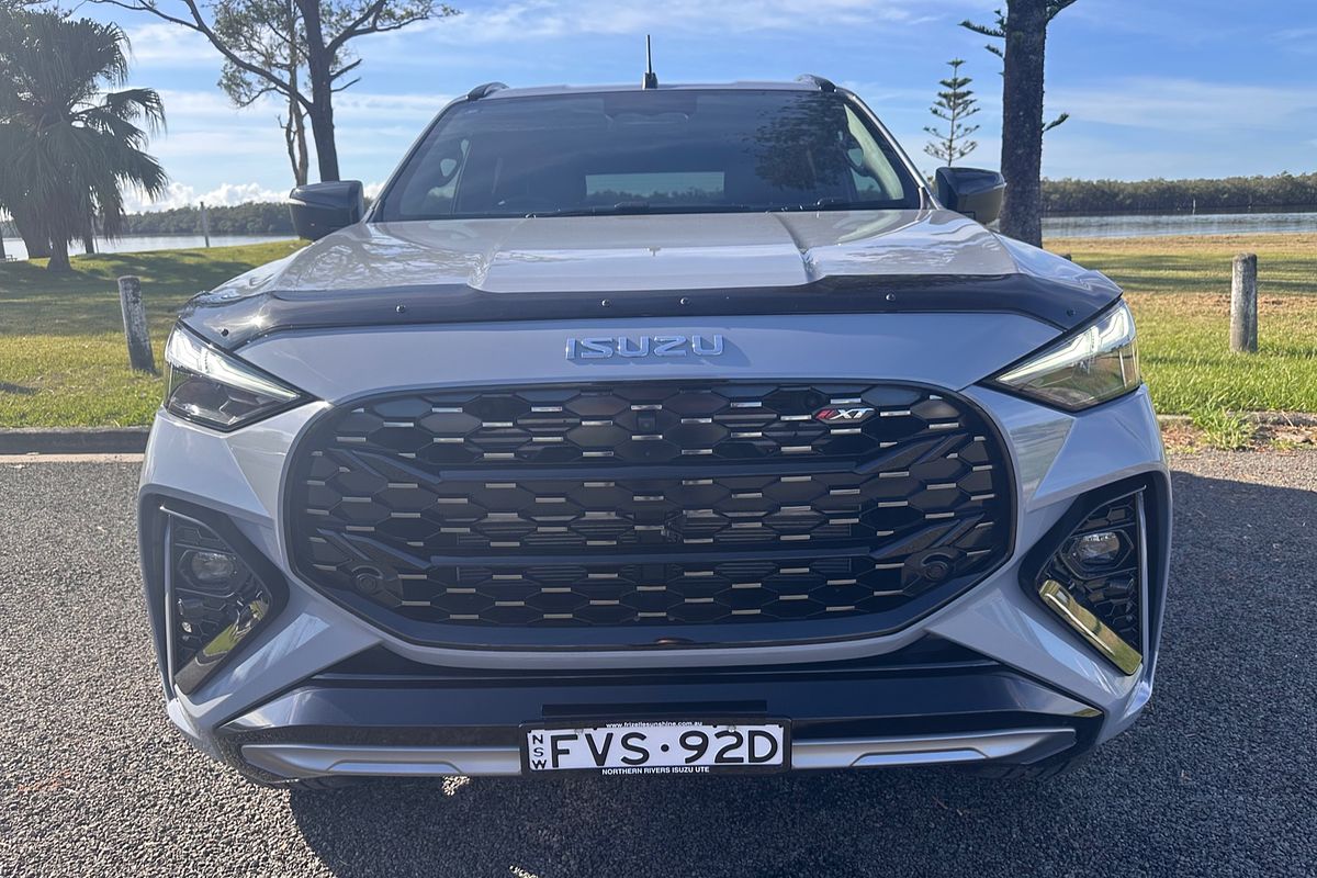 2025 Isuzu MU-X X-TERRAIN