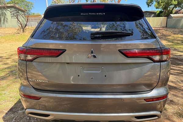2022 Mitsubishi Outlander LS ZM thumb-4