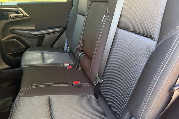 2022 Mitsubishi Outlander LS ZM thumb-18