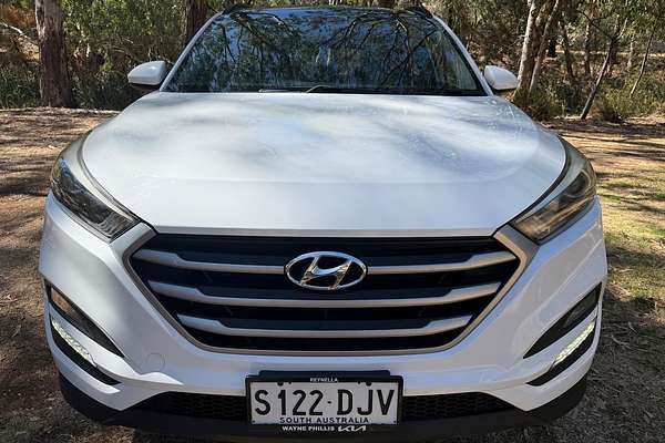 2017 Hyundai Tucson Active X TL thumb-1