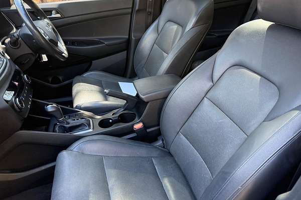 2017 Hyundai Tucson Active X TL thumb-19