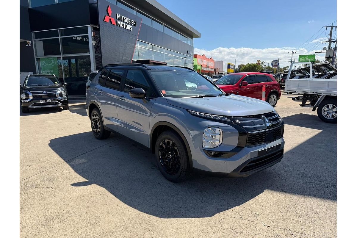 2025 Mitsubishi Outlander LS ZM