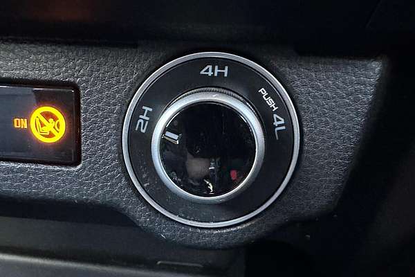 2024 Isuzu D-MAX X-TERRAIN 4X4 thumb-31
