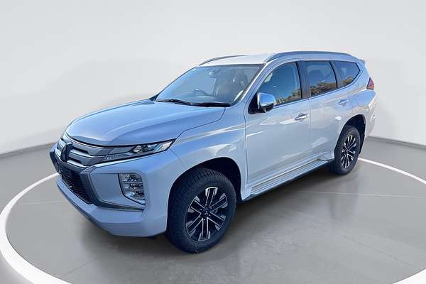 2022 Mitsubishi Pajero Sport GLS QF