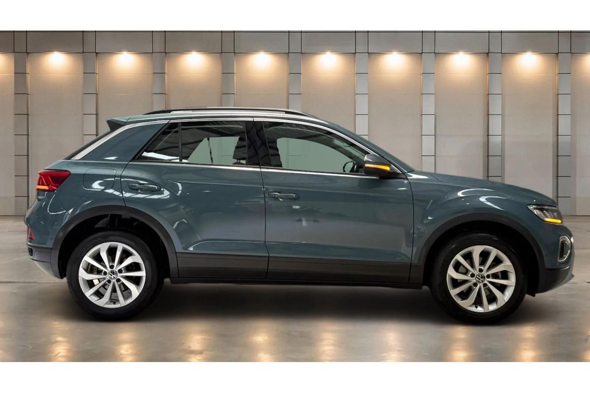2023 Volkswagen T-Roc 110TSI Style D11