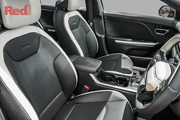 2026 Kia K4 GT-Line CL4m thumb-7