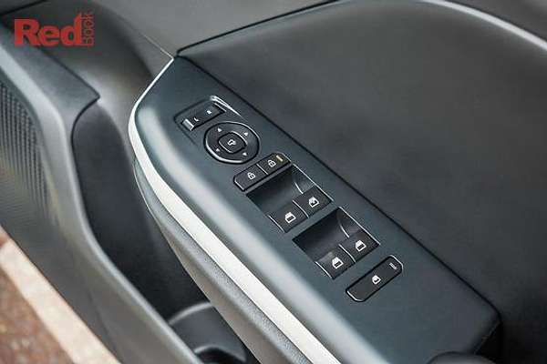 2026 Kia K4 GT-Line CL4m thumb-17