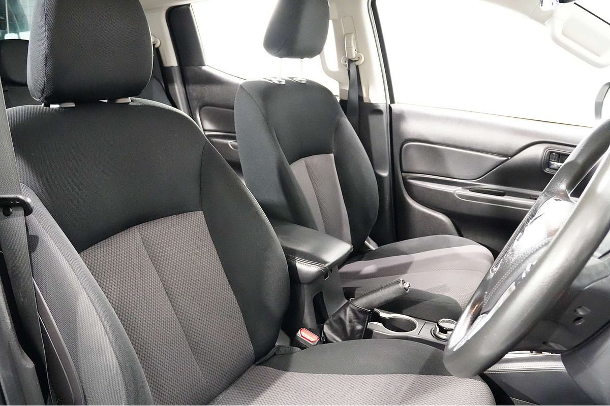 2022 Mitsubishi Triton GLX+ MR 4X4