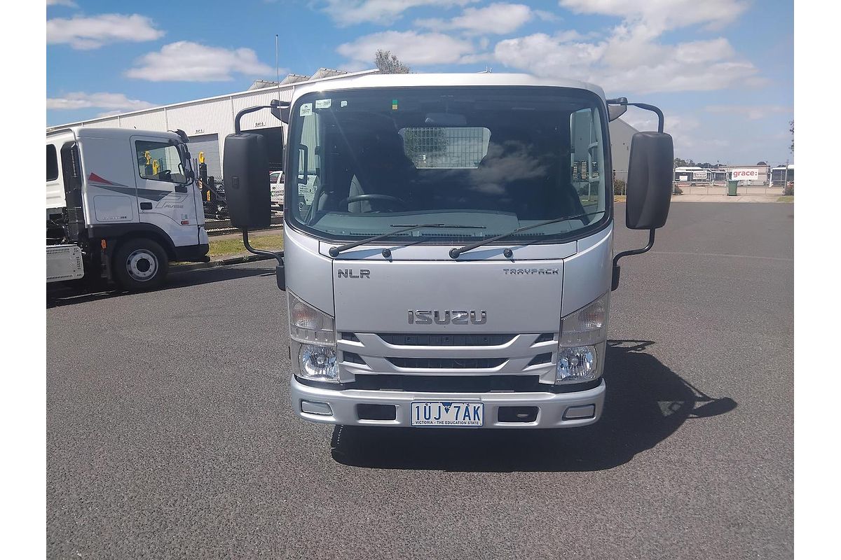 2021 Isuzu Nlr 45-150