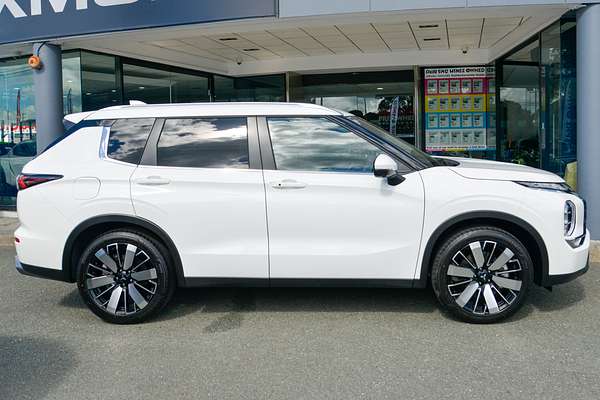 2025 Mitsubishi Outlander Aspire ZM thumb-4