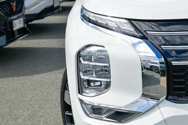 2025 Mitsubishi Outlander Aspire ZM thumb-1