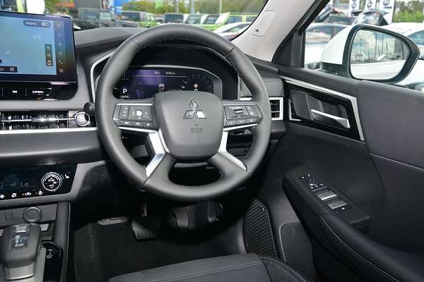 2025 Mitsubishi Outlander Aspire ZM thumb-17