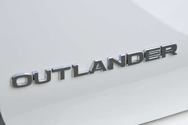 2025 Mitsubishi Outlander Aspire ZM thumb-19