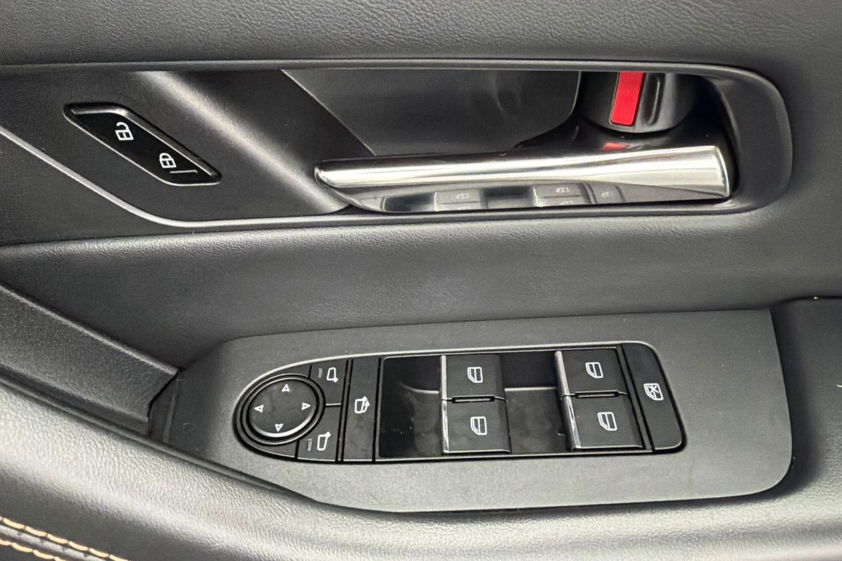 2025 Mazda CX-60 P50e GT KH Series